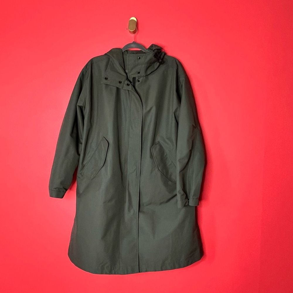 Everlane Women's Dark Green Coat